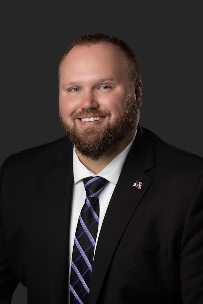 Images Beste Funeral Home, LLC