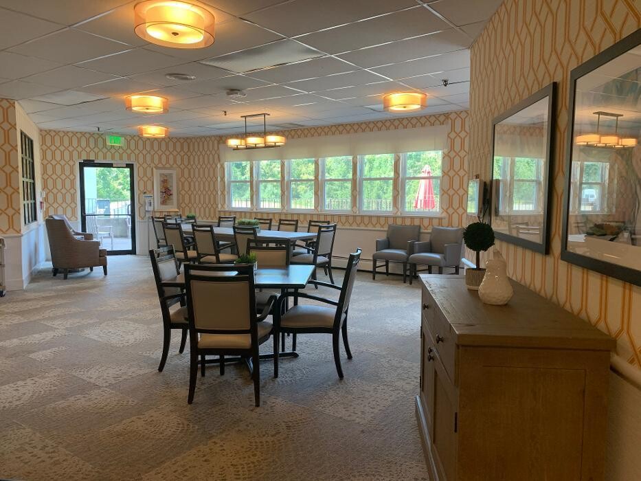Images River Glen Health Care Center