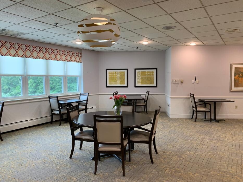 Images River Glen Health Care Center