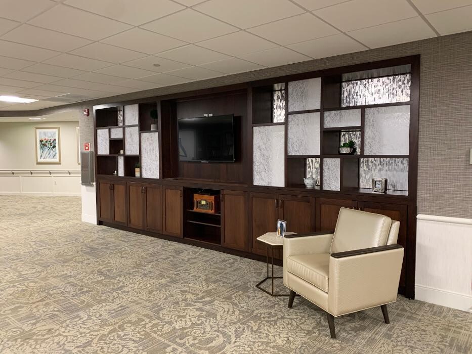 Images River Glen Health Care Center