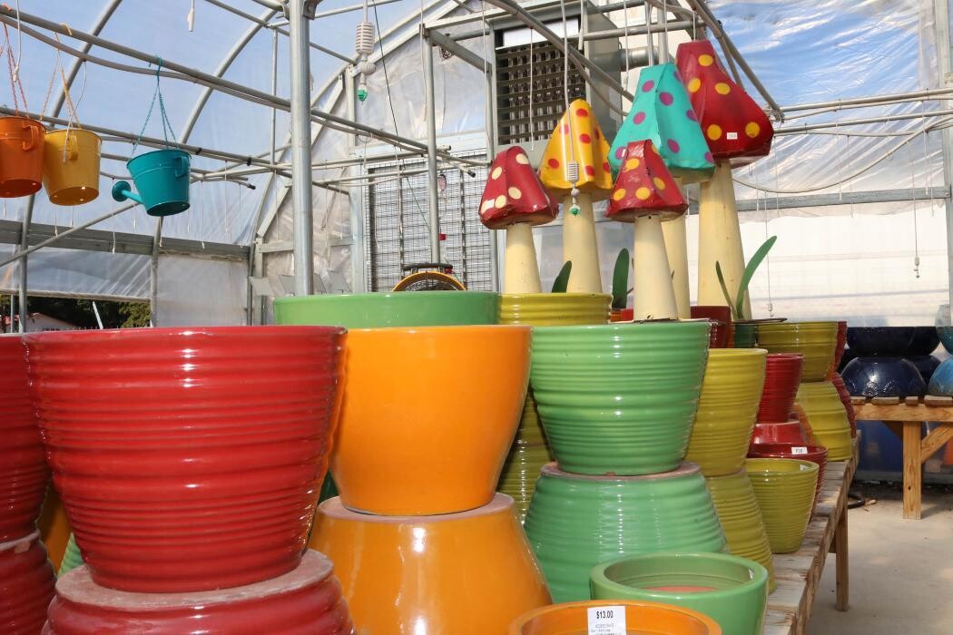 Images Breshear's Nursery & Greenhouse