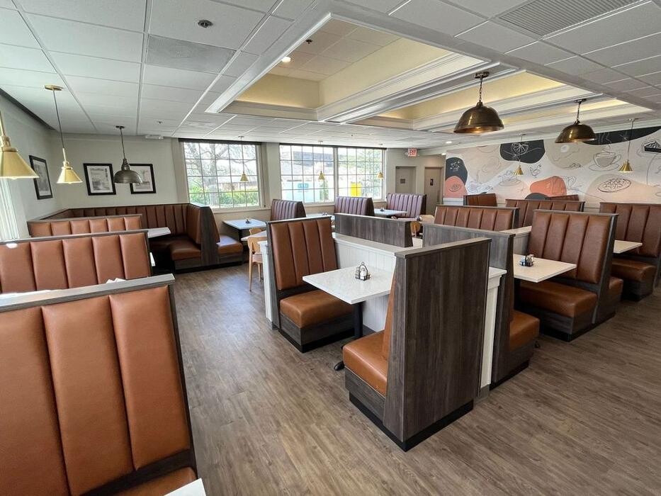 Images Village Inn (+ Bakers Square Pie)