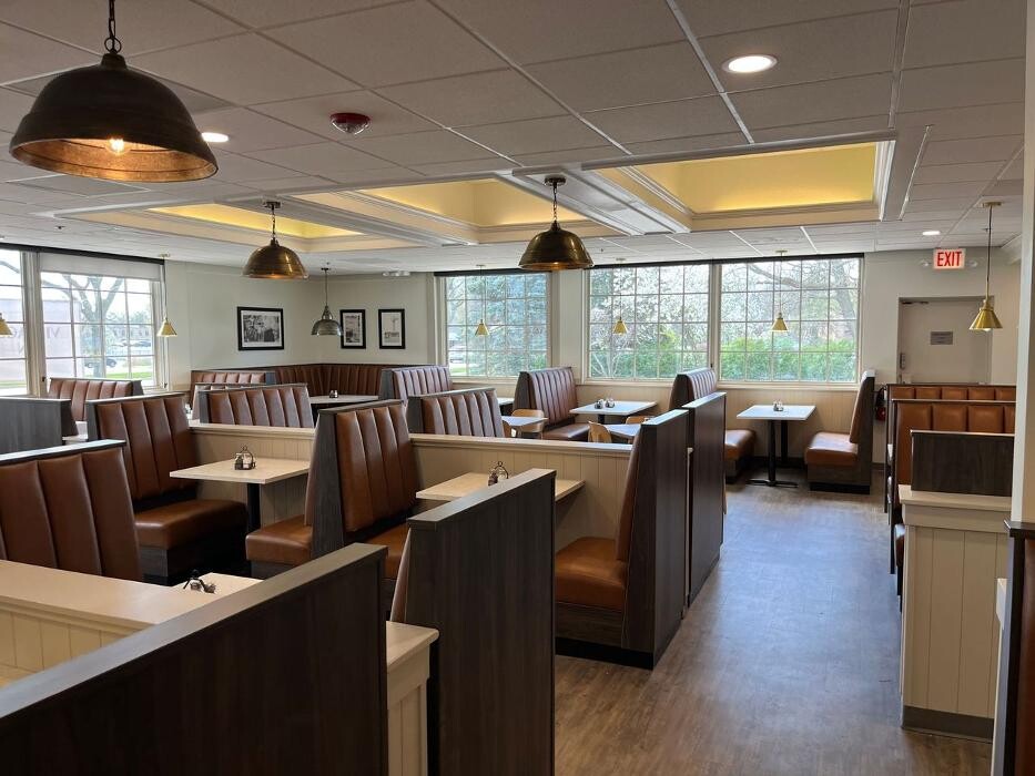 Images Village Inn (+ Bakers Square Pie)