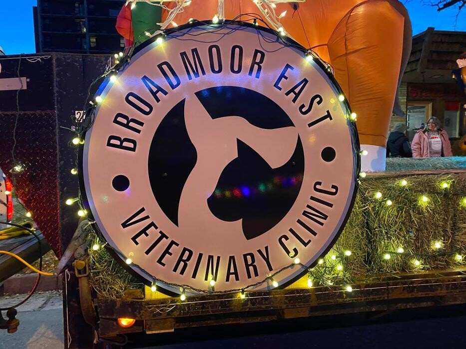 Images Broadmoor East Veterinary Clinic