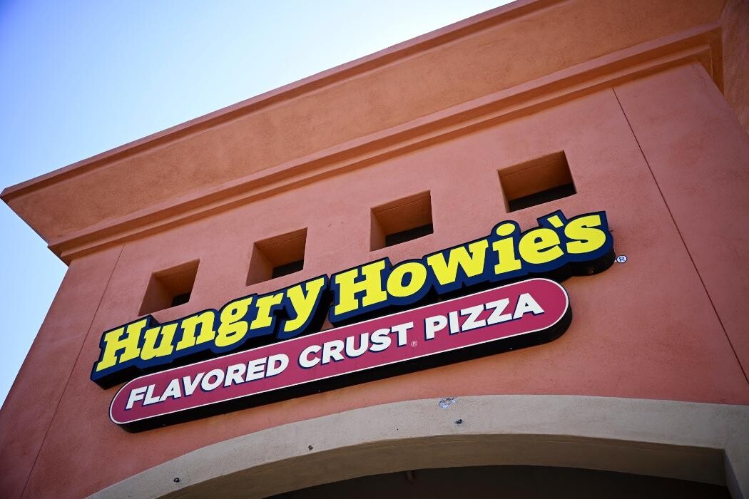 Images Hungry Howie's Pizza