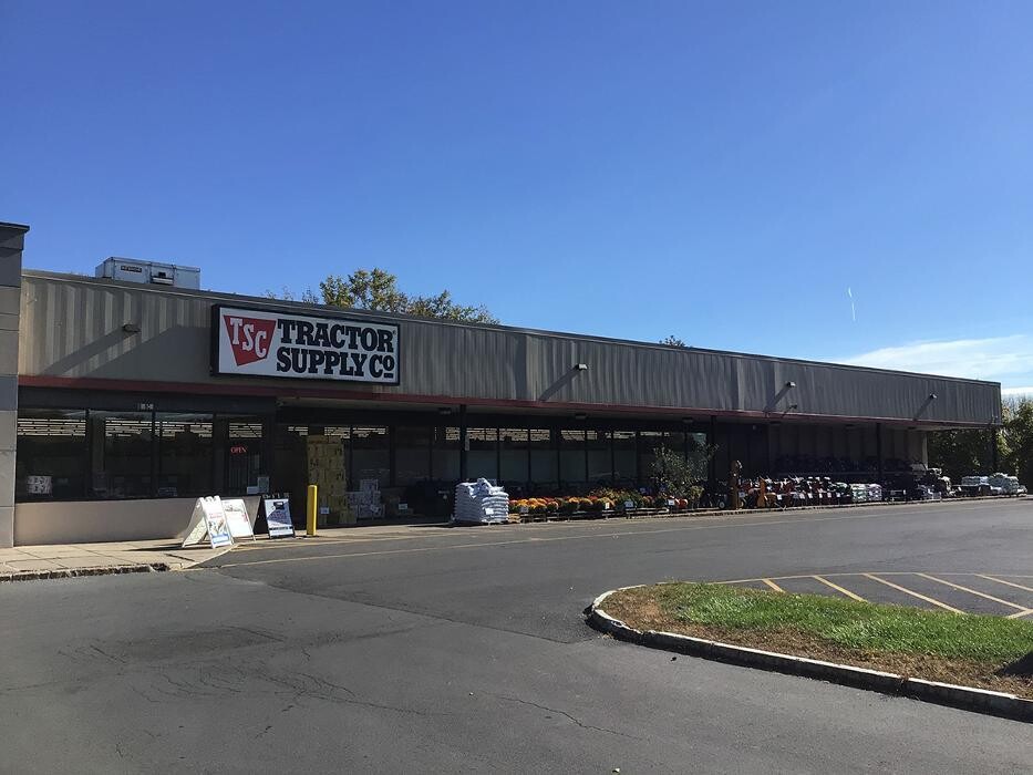 Images Tractor Supply Co.