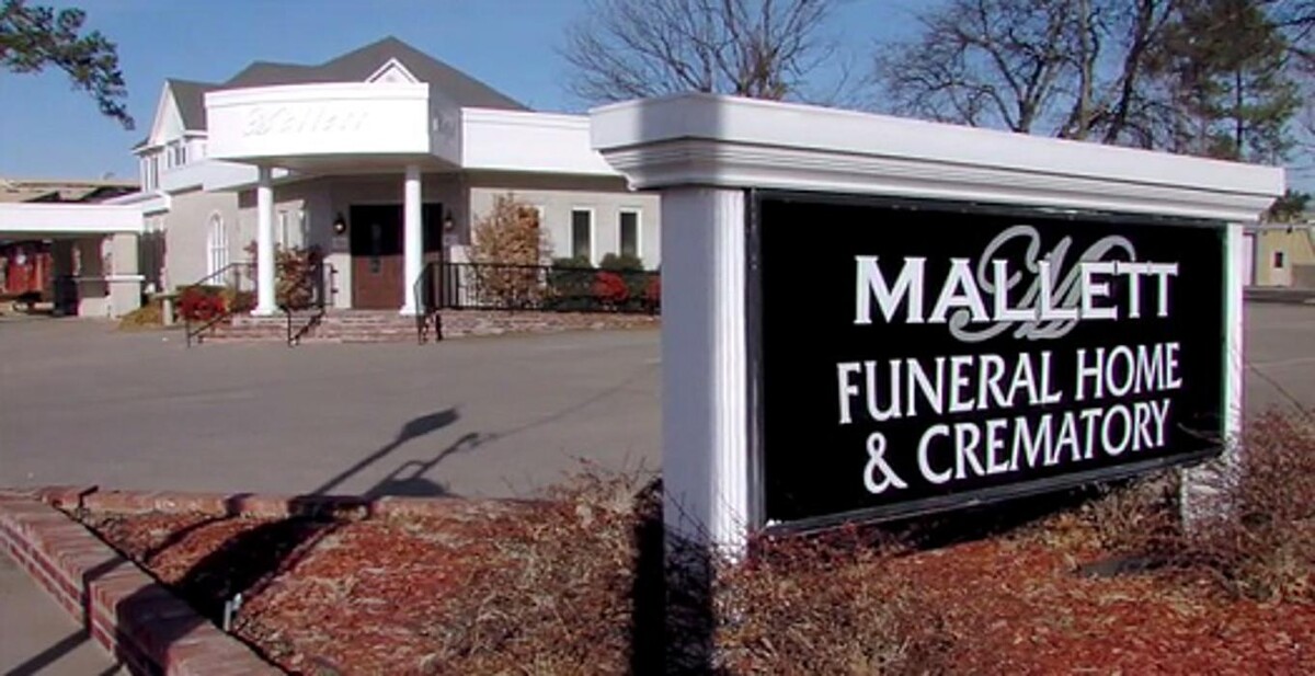 Images Mallett Funeral Home and Crematory