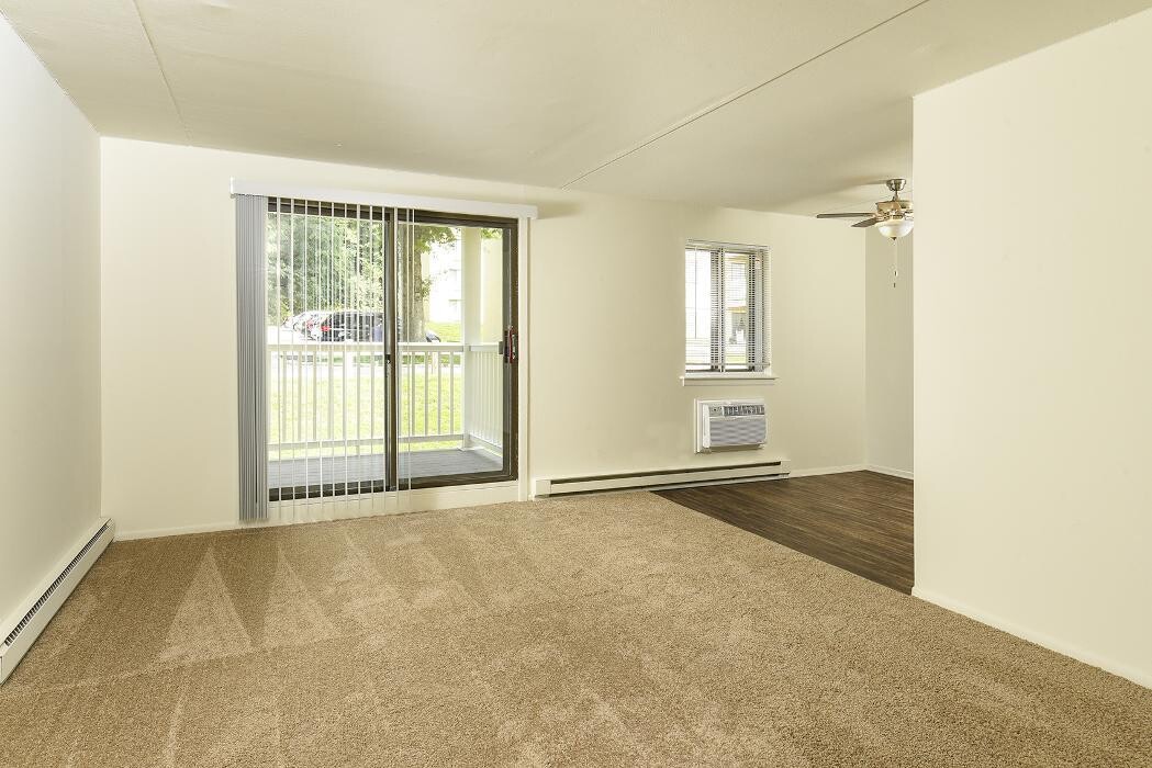 Images Norwood House Apartments