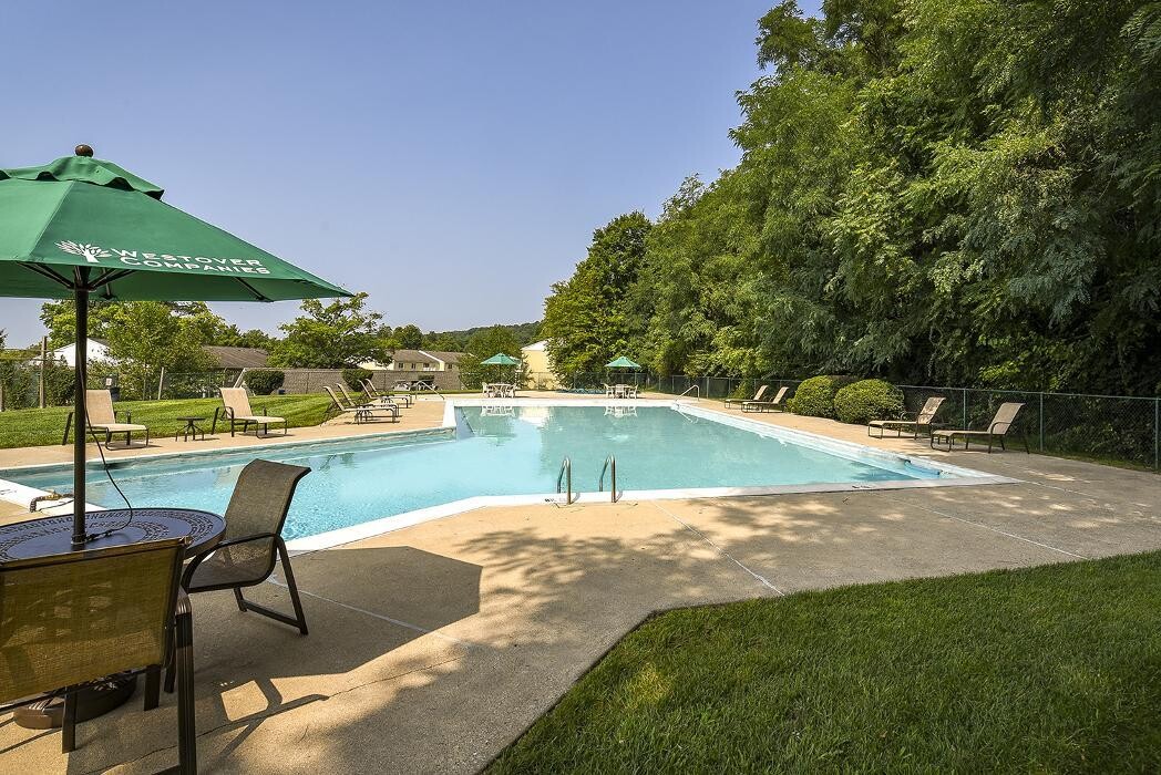 Images Norwood House Apartments