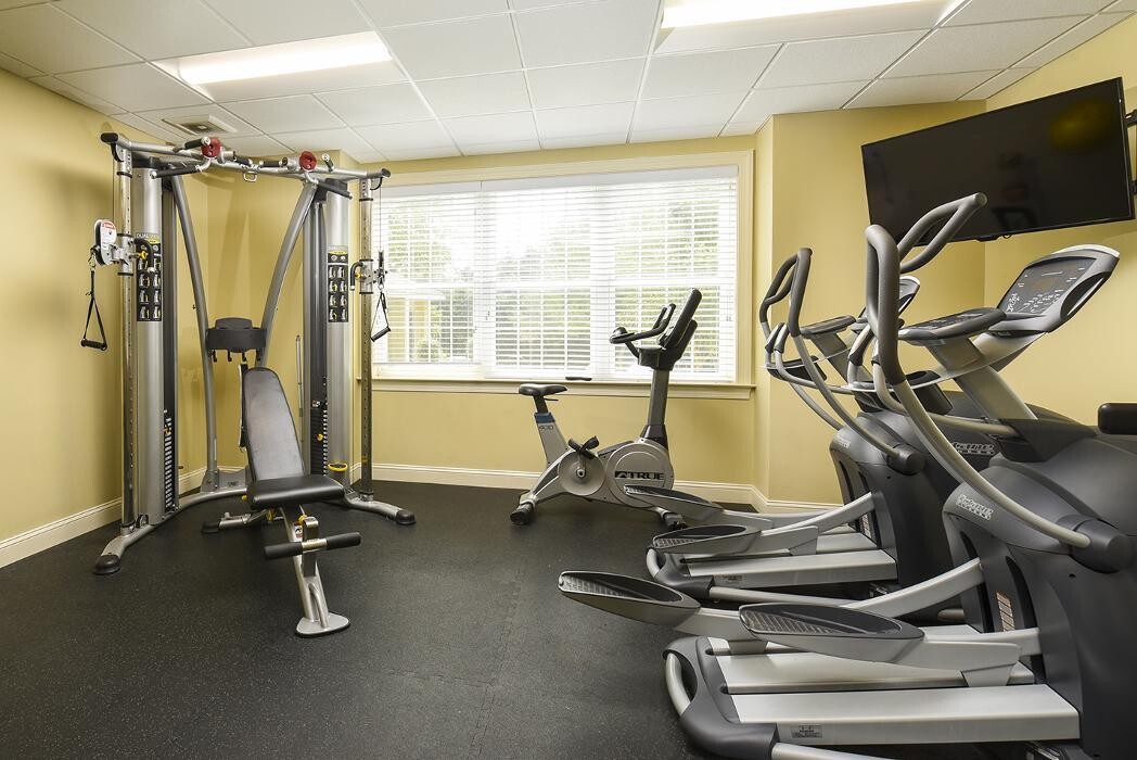 Images Norwood House Apartments