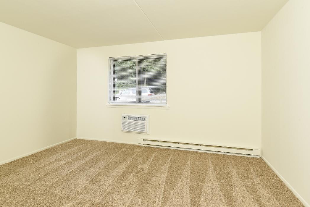 Images Norwood House Apartments