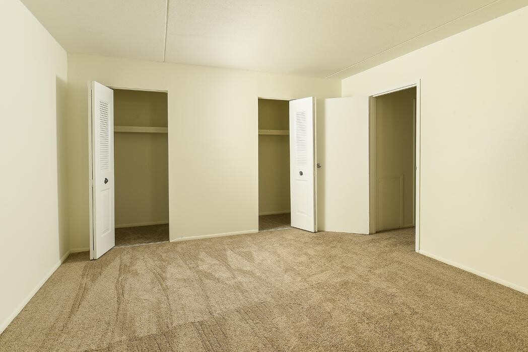 Images Norwood House Apartments