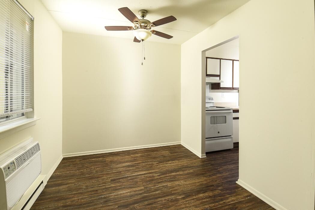 Images Norwood House Apartments