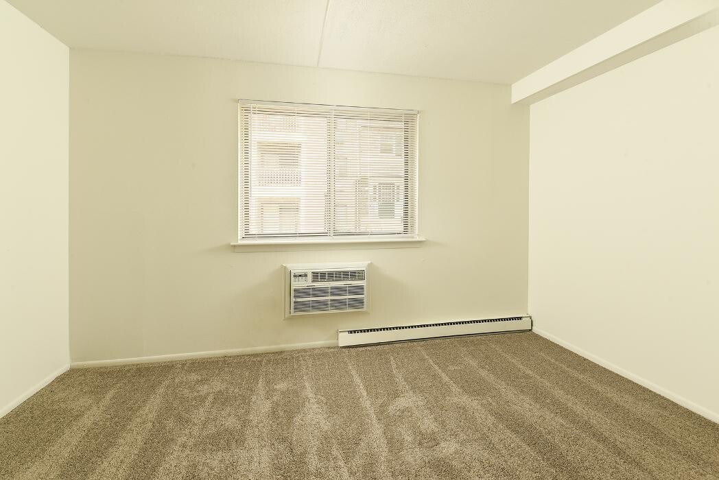 Images Norwood House Apartments