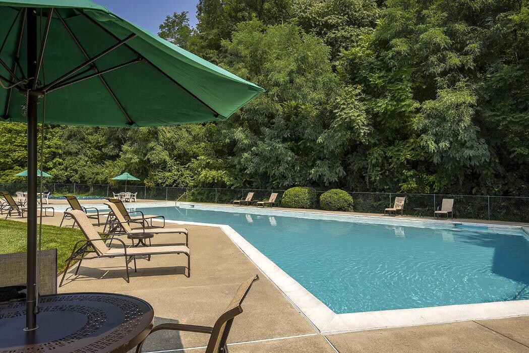 Images Norwood House Apartments