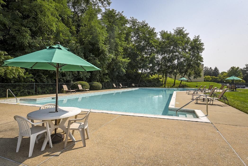 Images Norwood House Apartments