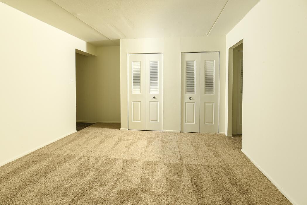 Images Norwood House Apartments