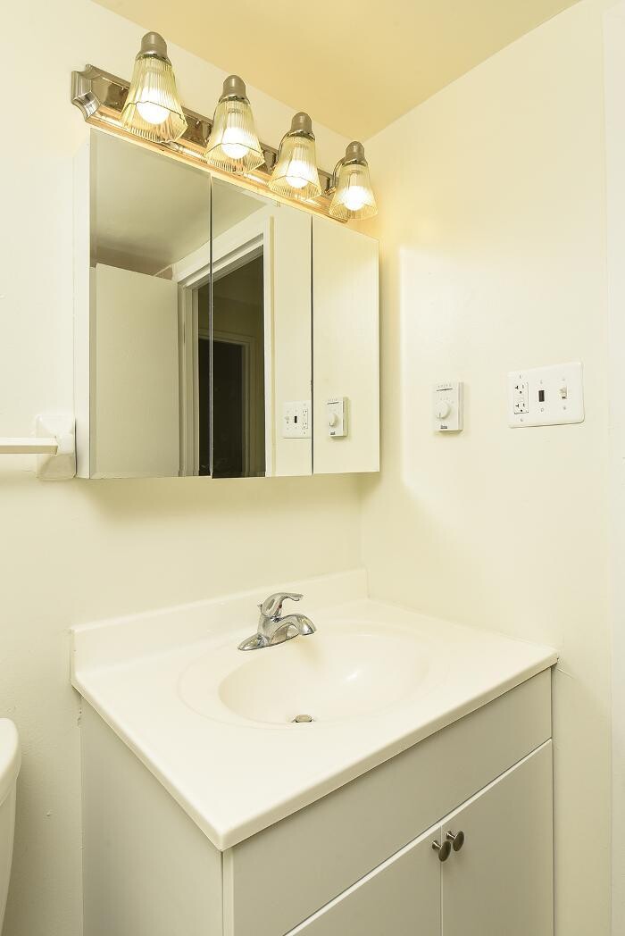 Images Norwood House Apartments