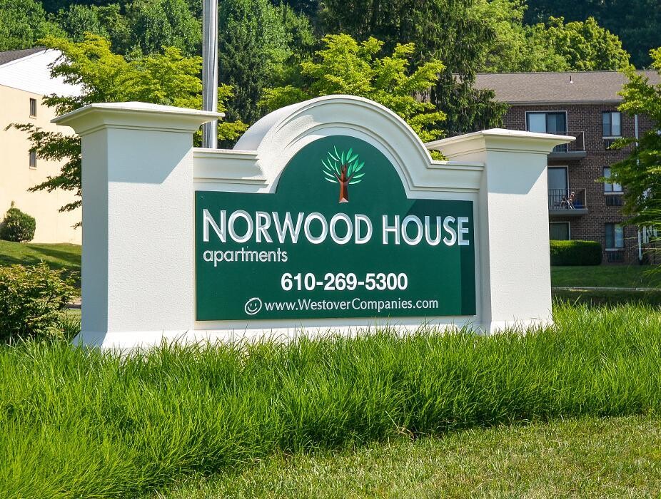 Images Norwood House Apartments