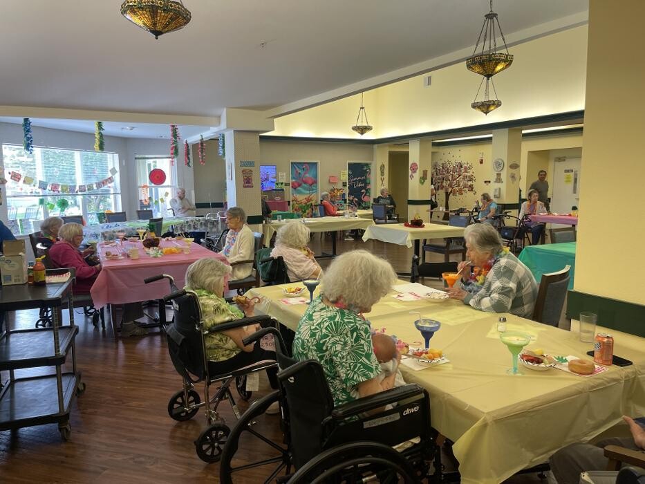 Images Coventry House Assisted Living