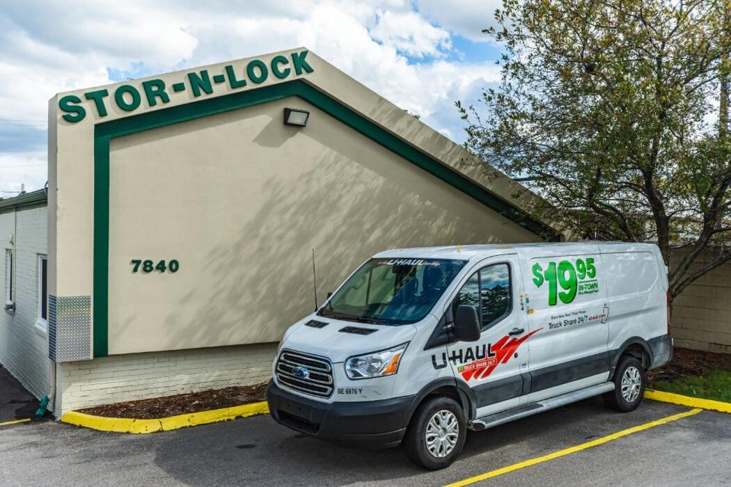 Images Stor-N-Lock Self Storage