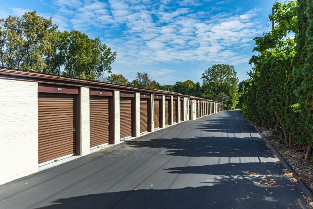 Images Stor-N-Lock Self Storage