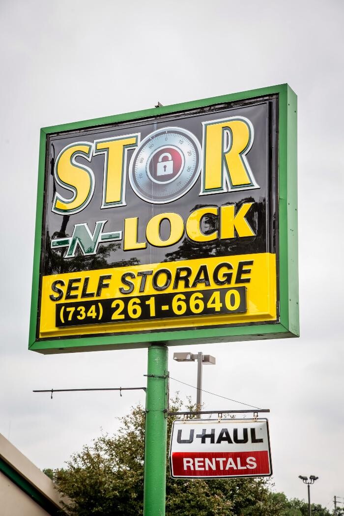 Images Stor-N-Lock Self Storage