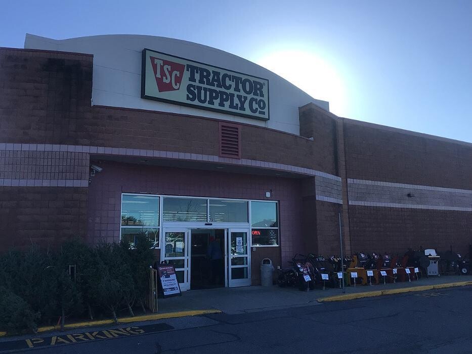 Images Tractor Supply Co.