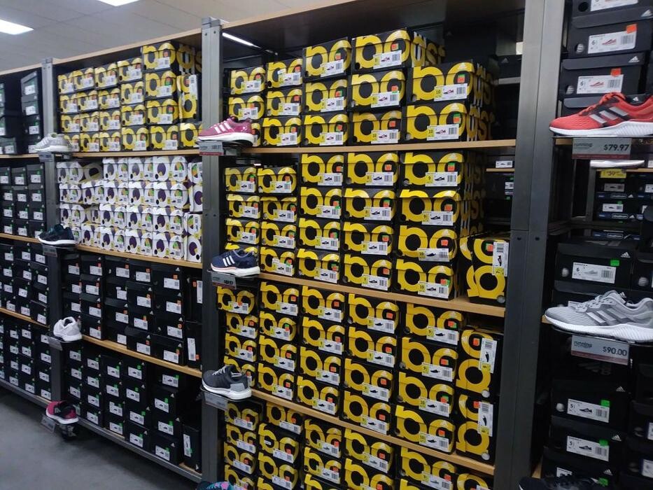 Images adidas Outlet Store Birch Run