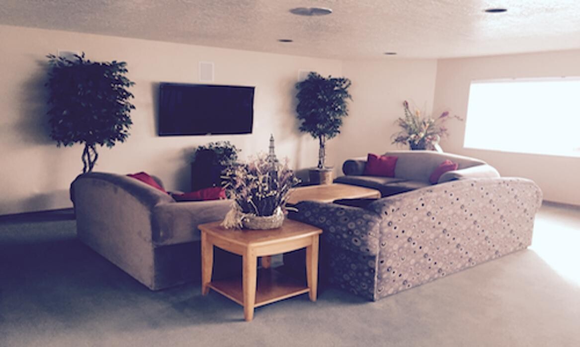 Images Carriage Cove Apartments