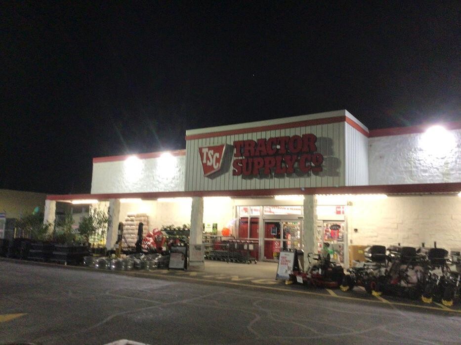 Images Tractor Supply Co.