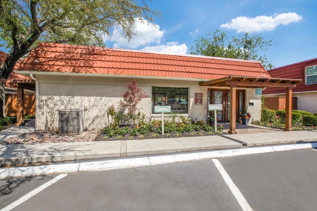 Images Tucasa Townhomes