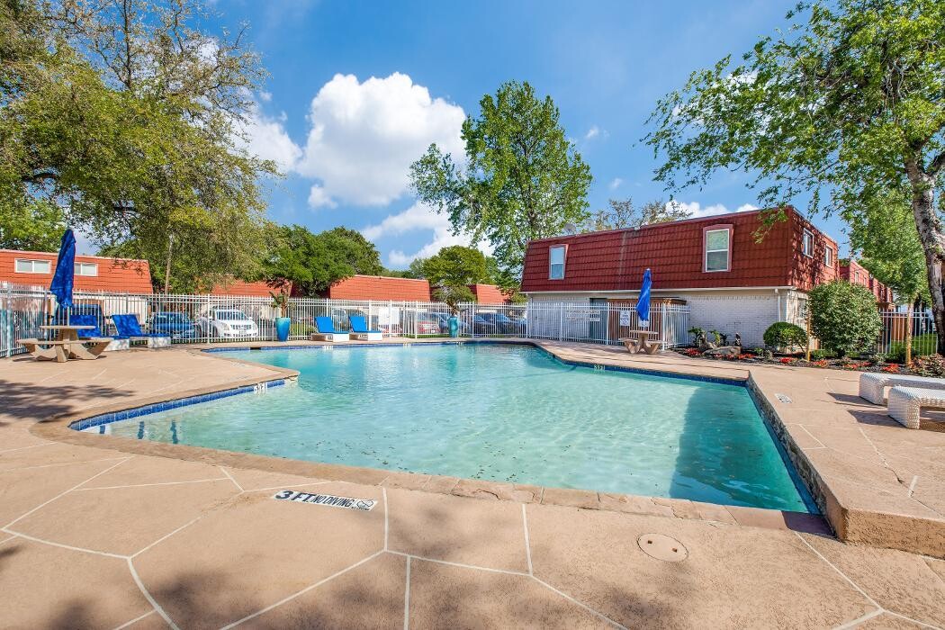 Images Tucasa Townhomes