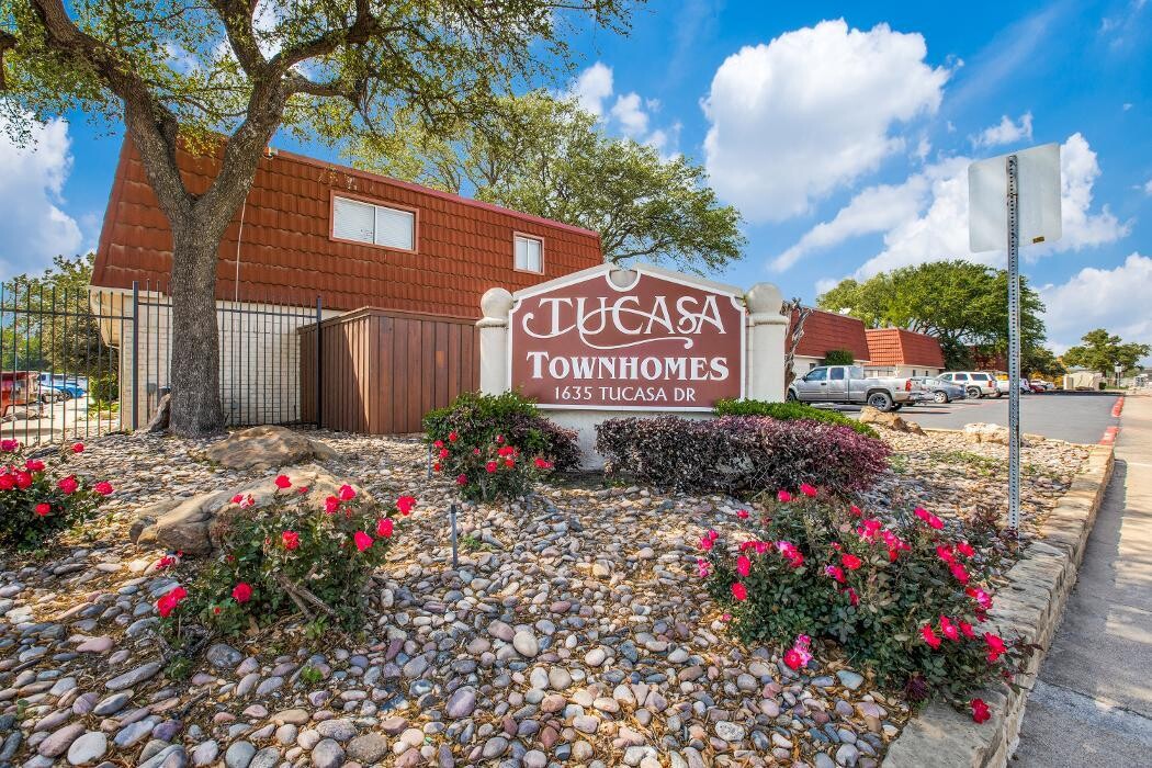 Images Tucasa Townhomes