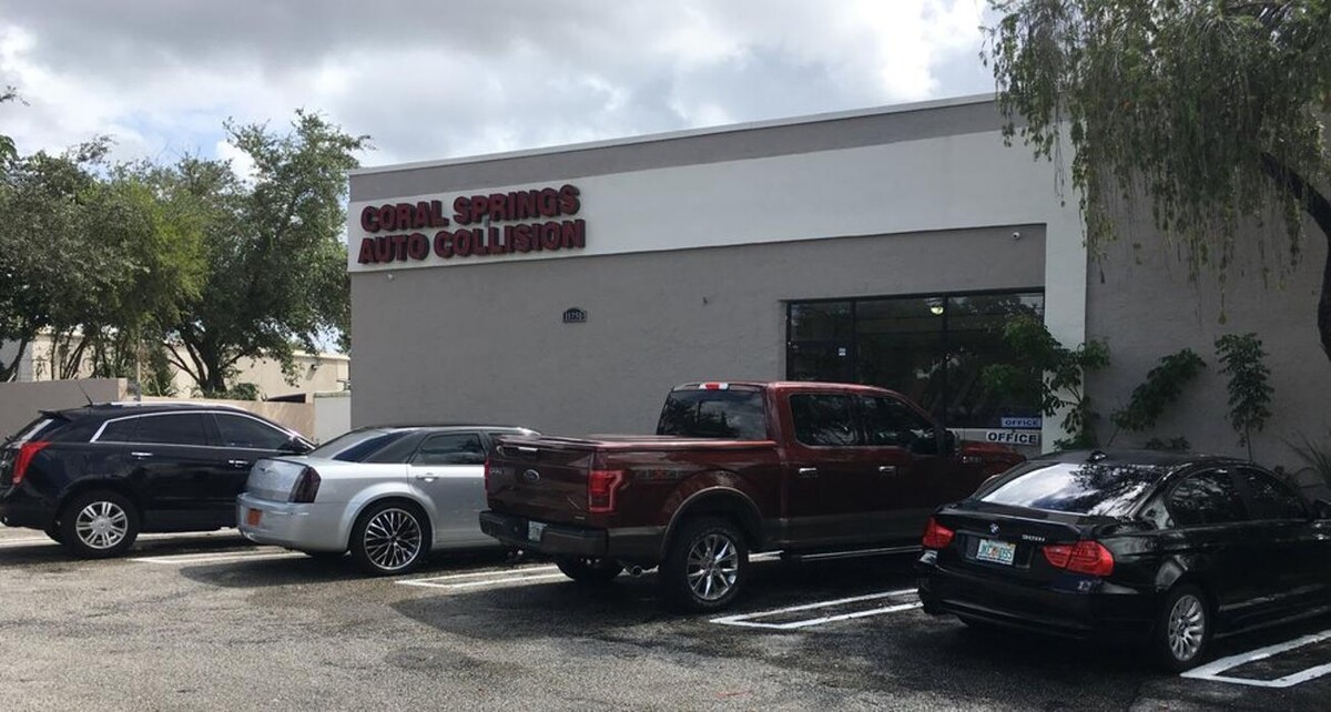 Images CORAL SPRINGS AUTO COLLISION INC.