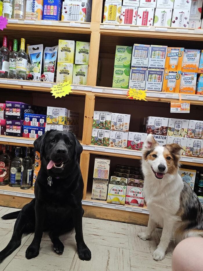 Images T & R Wines & Liquors