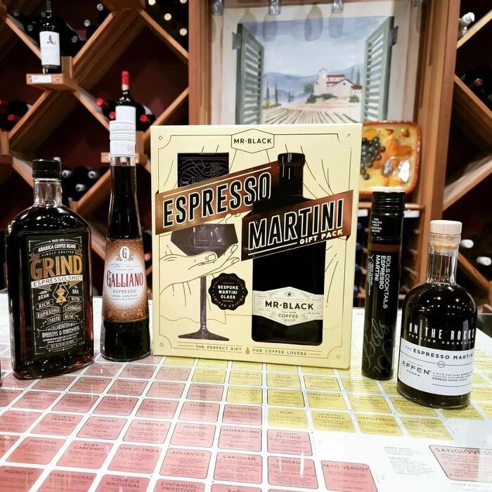 Images T & R Wines & Liquors