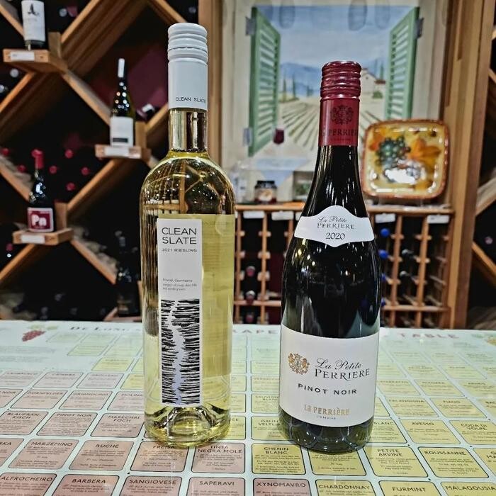 Images T & R Wines & Liquors