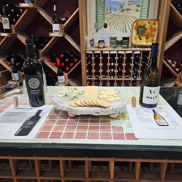 Images T & R Wines & Liquors