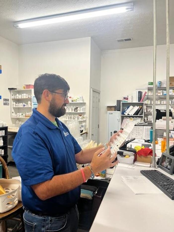 Images Capital Pharmacy & Medical Equipment