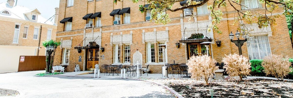 Images The Faust Hotel