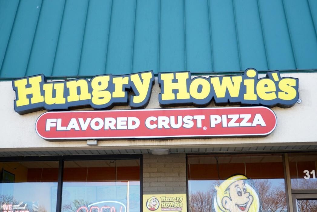 Images Hungry Howie's Pizza