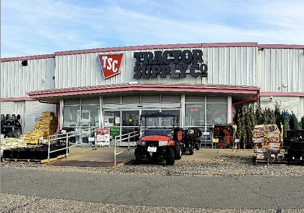 Images Tractor Supply Co.