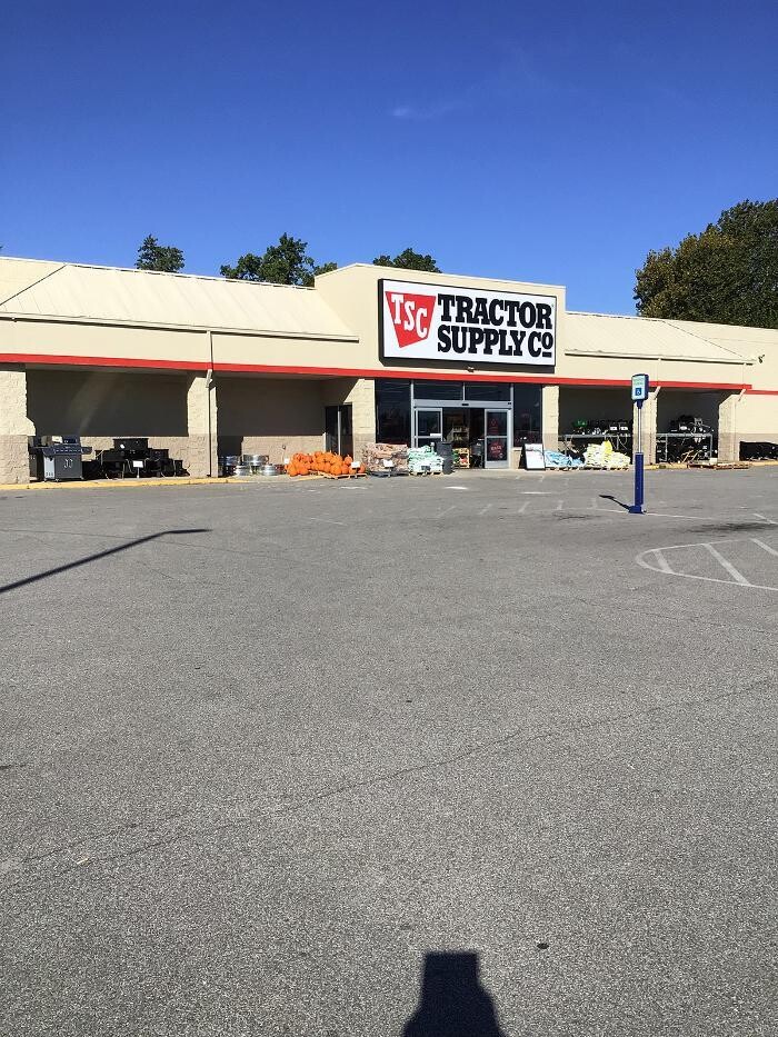 Images Tractor Supply Co.