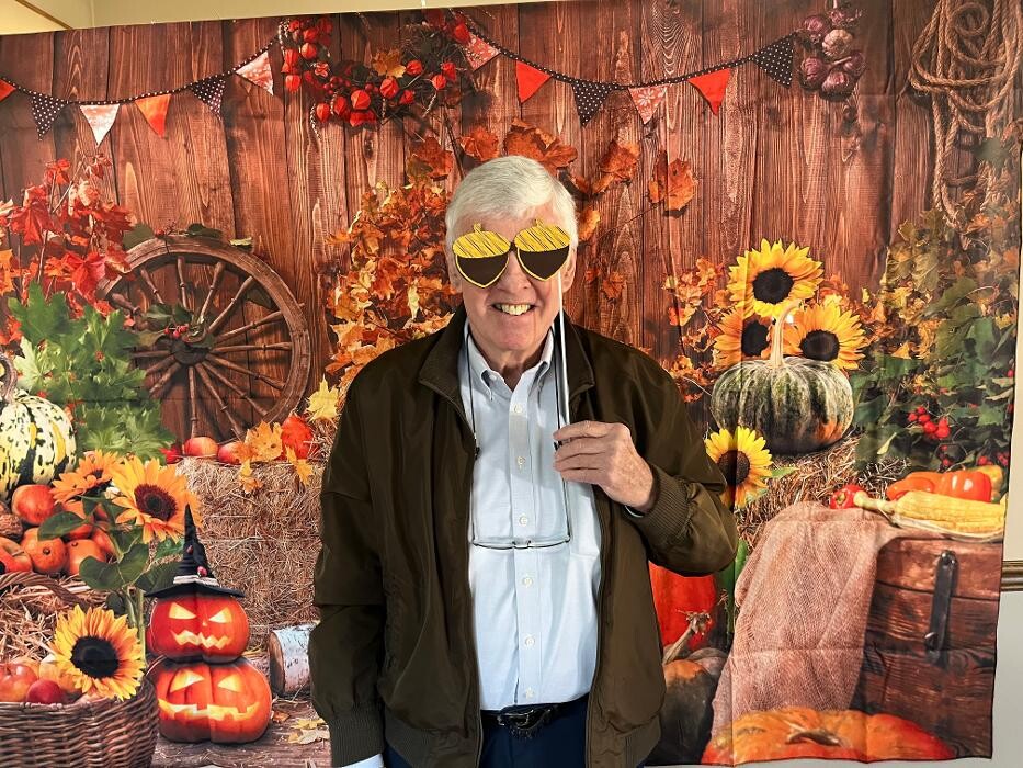 Images Sandia Hearing Aid Center