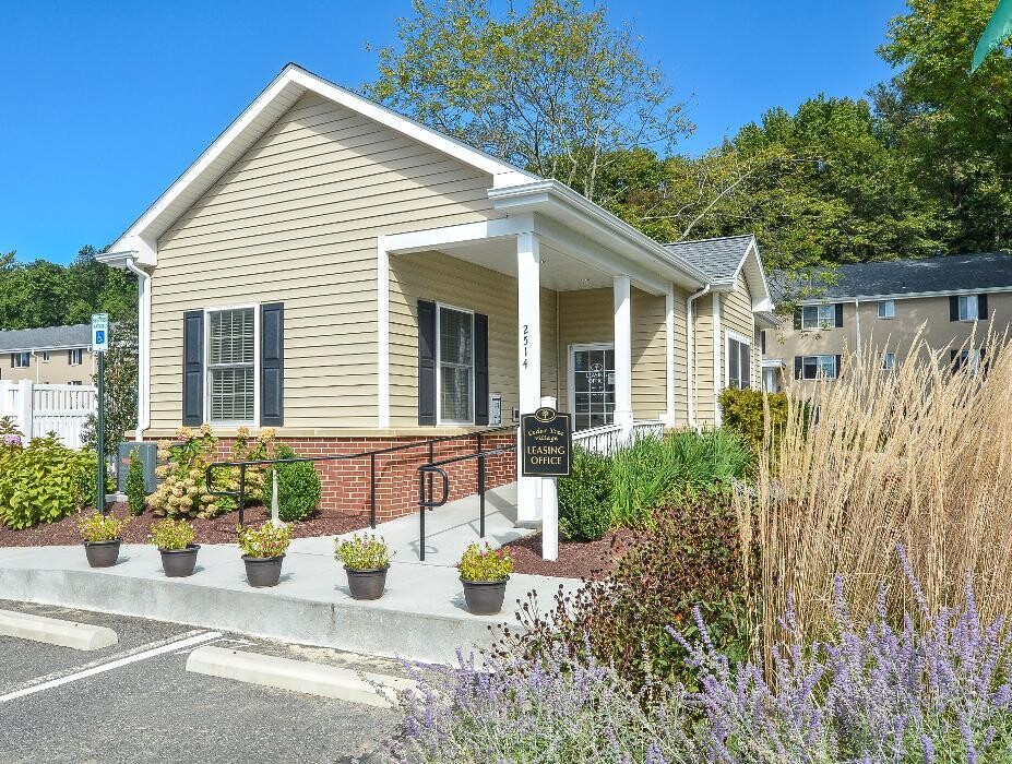 Images Cedar Tree Apartments