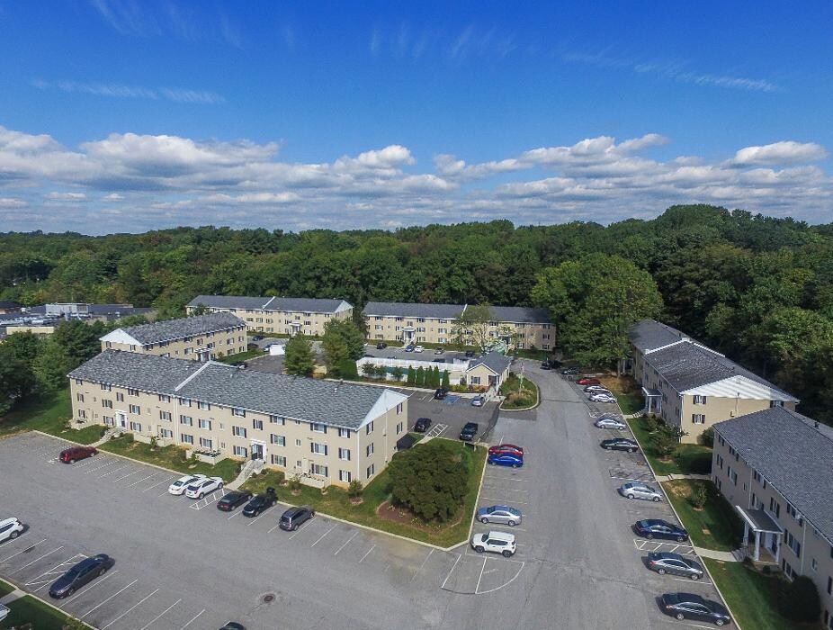 Images Cedar Tree Apartments