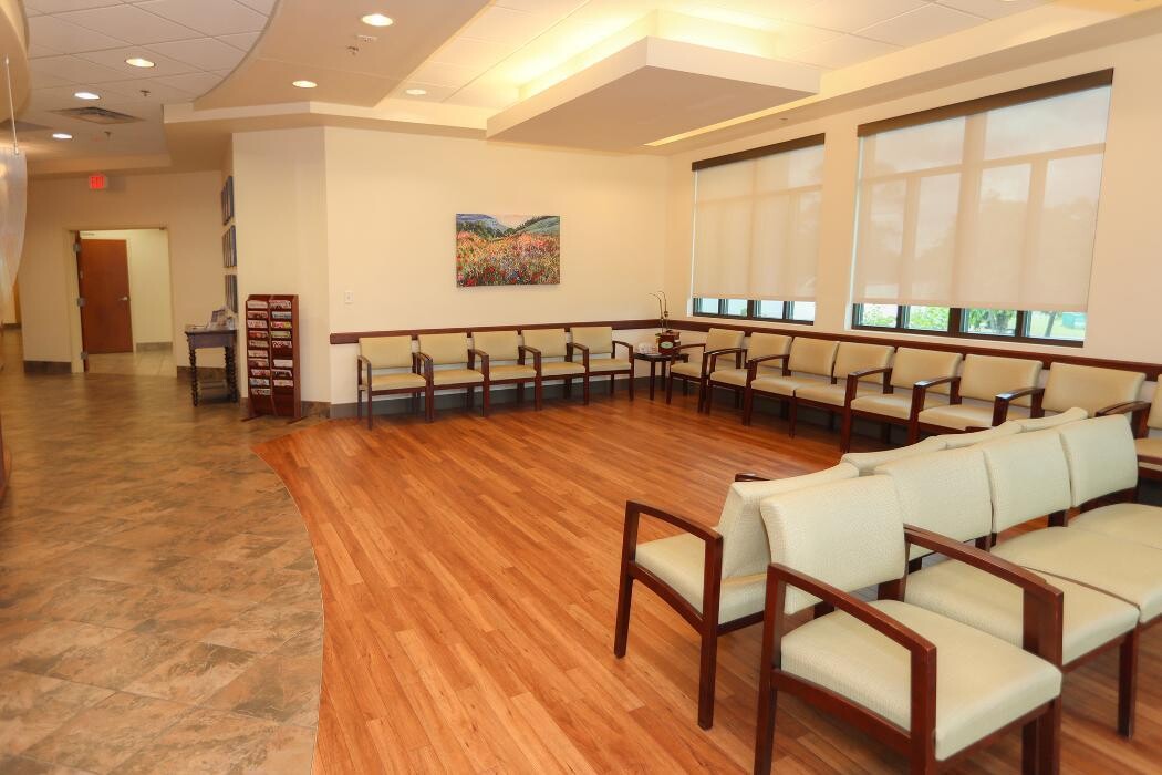 Images Bruce Breit, MD