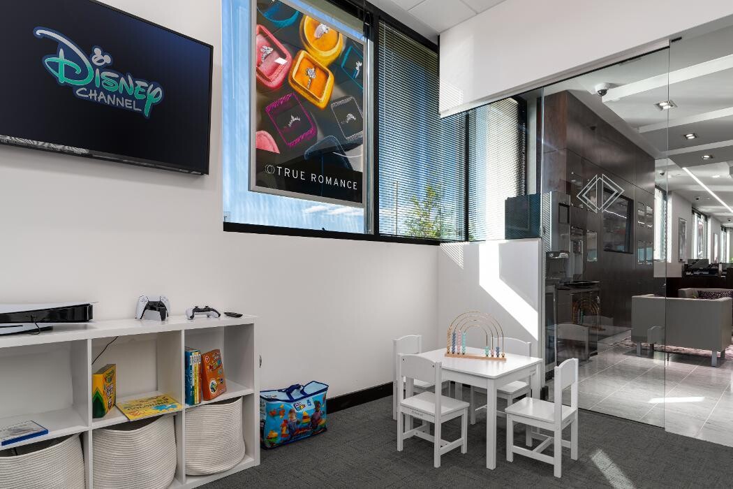 Images Diamonds Direct Oak Brook