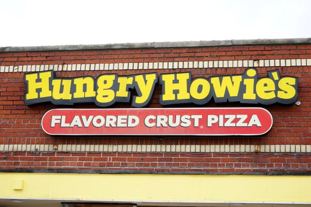 Images Hungry Howie's Pizza